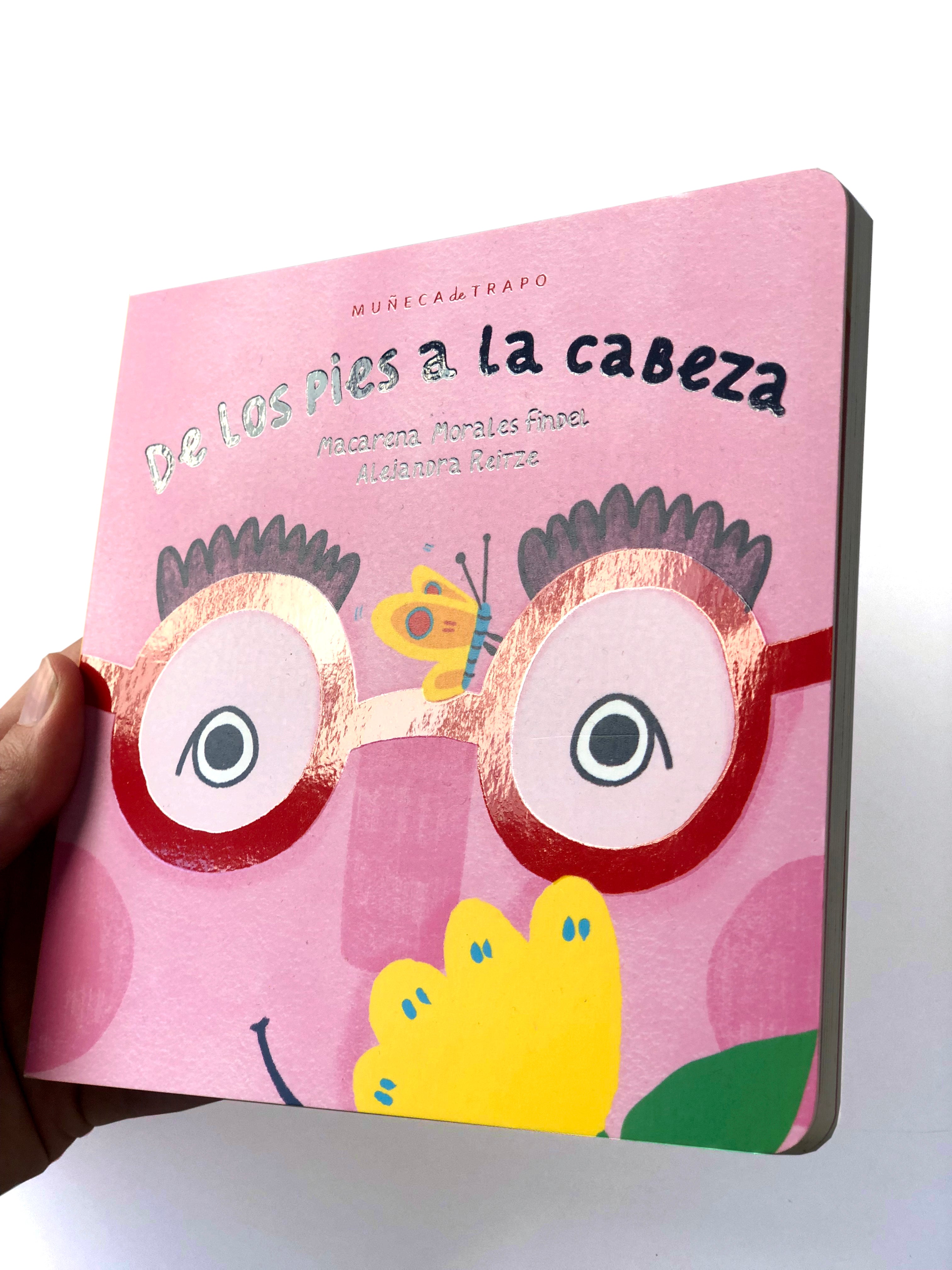 De los pies a la cabeza